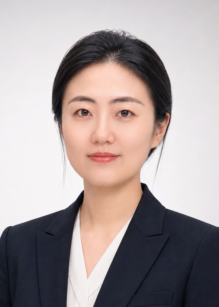 Chunfeng Shi